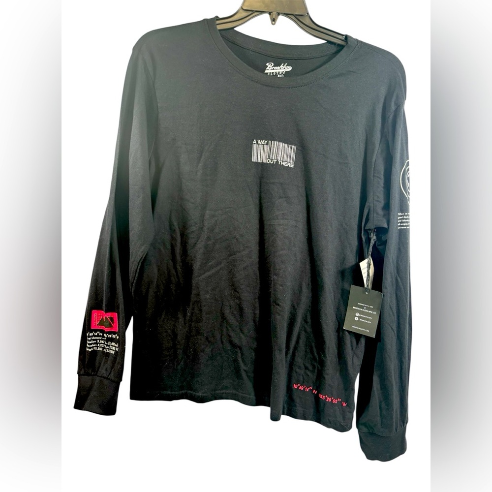 Brooklyn Cloth A Way Out There Men’s Black Long Sleeve Shirt XL